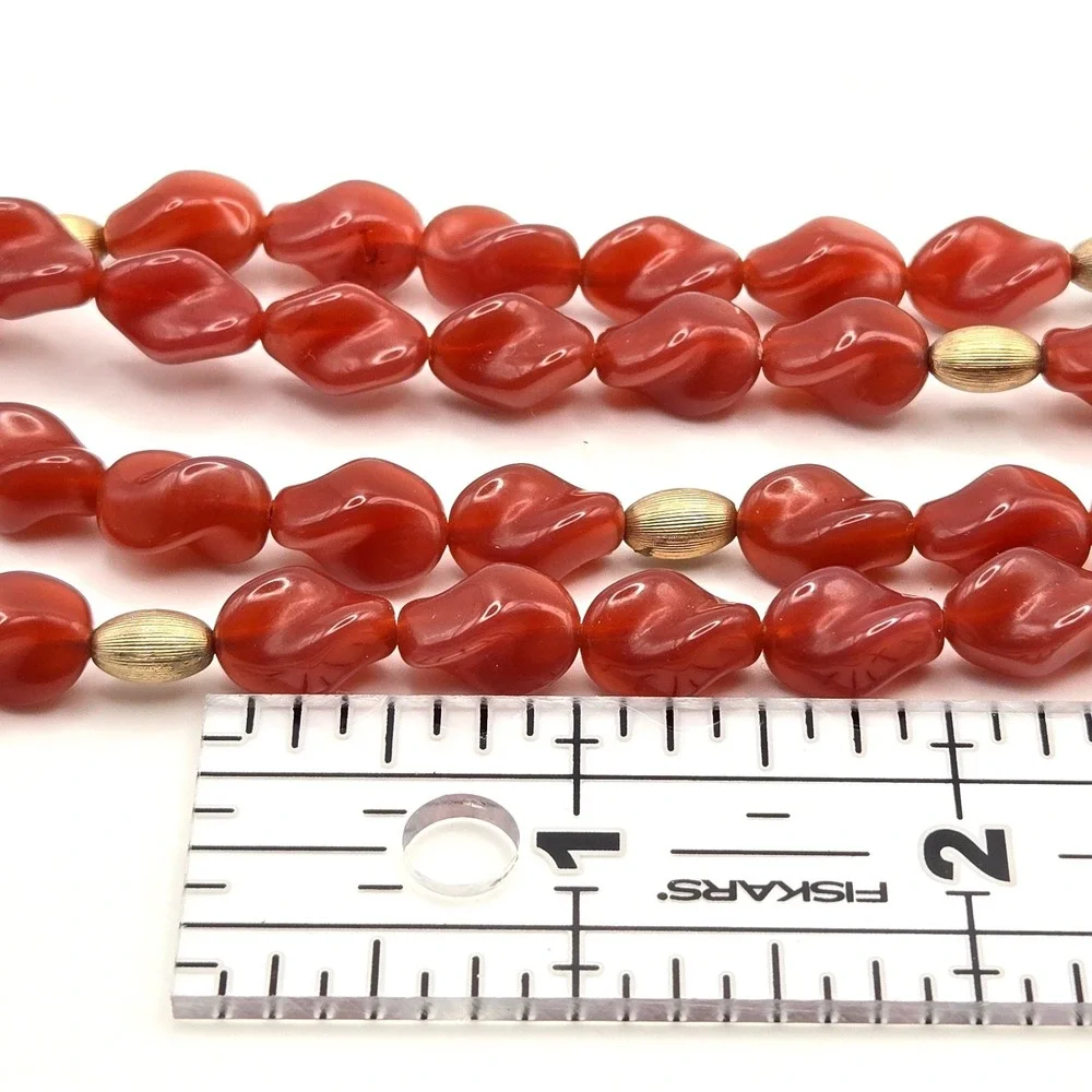 Vintage Coral Red Lucite Twisted Nugget Bead Necklace 32